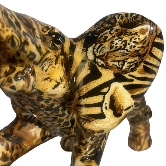 Lot of 2 La Vie Trunk Up Elephant Figurine Safari Animal Print Patchwork Ceramic - Picture 15 of 17